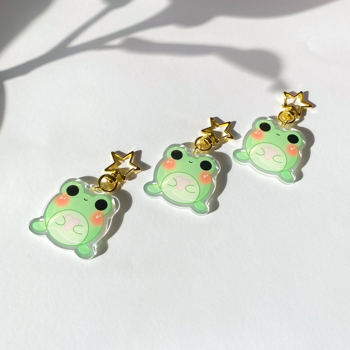 Froggy heart keychain - stickersbysuzie