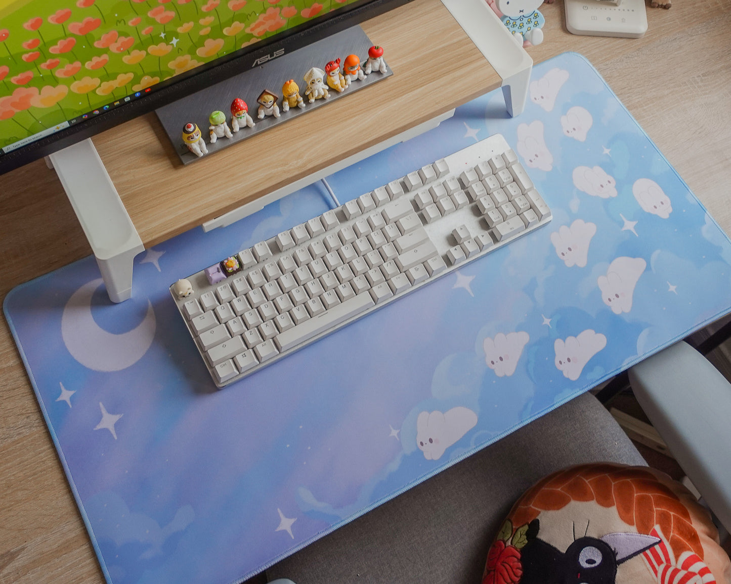 [PRE-ORDER] Blue Dreamy Bunny Desk Mat